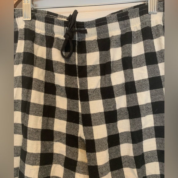 Gingham pyjama pants! - Picture 3 of 6